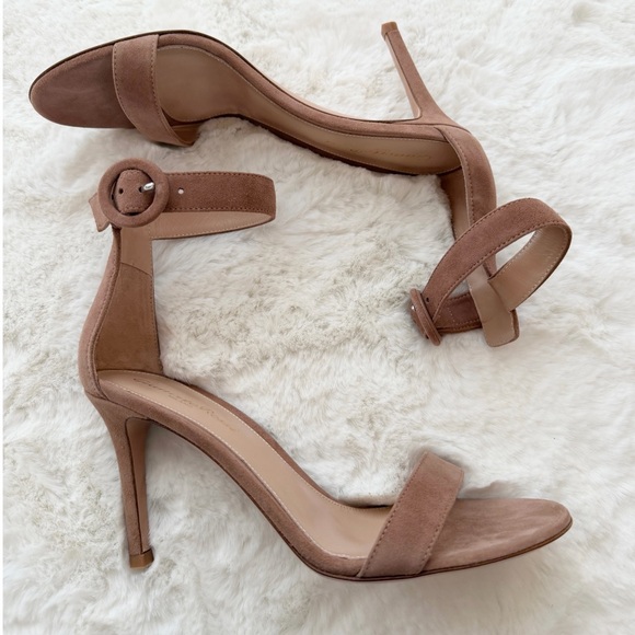 Gianvito Rossi Beige Suede Ankle Strap Sandals Portofino 85 Praline 7.5/37.5 NIB - Picture 3 of 12